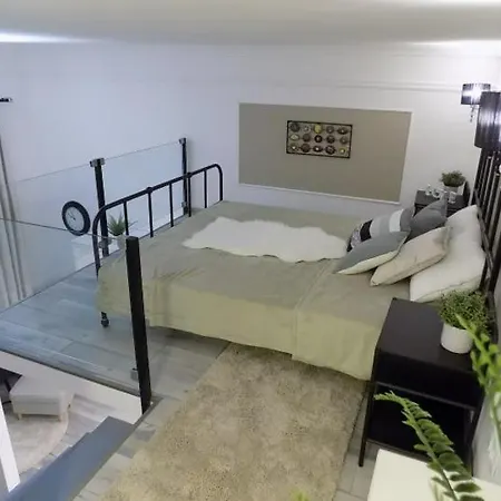 Modern And Cozy Loft Διαμέρισμα *